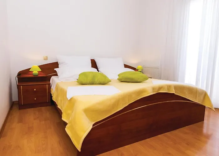 Apartment Two-bedroom In Biograd *